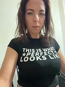 Almmaxxxx on StripChat 