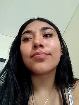 AmberGold- — SHOW TITS AND PLAY