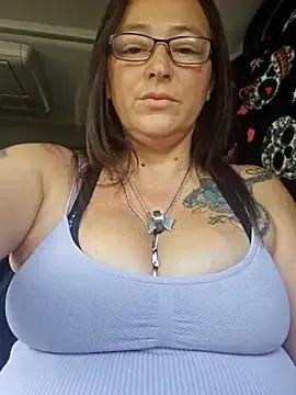 angelbaby1998 on StripChat