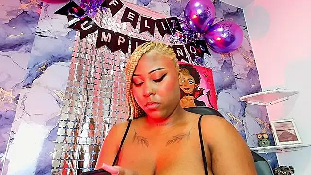 Freechat AngelThroatt on StripChat