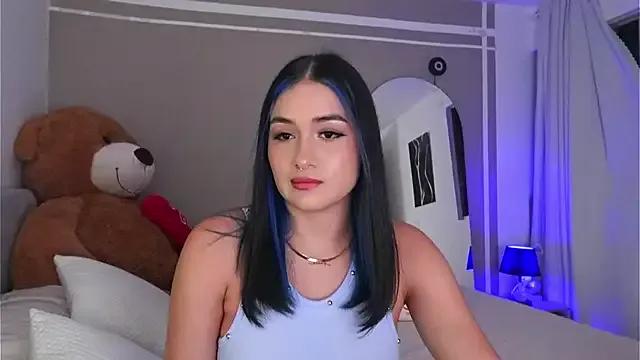 AnnyHizzle on StripChat 