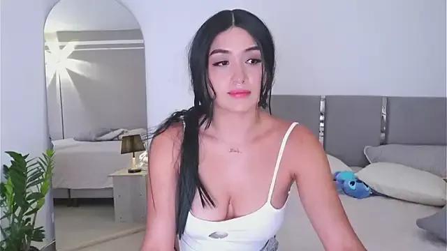 AnnyHizzle on StripChat 