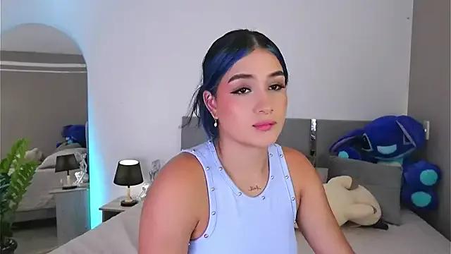 AnnyHizzle on StripChat 