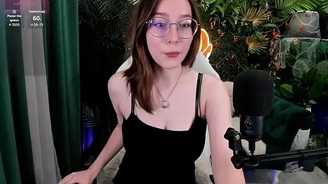 Freechat AnnyNextDoor on StripChat