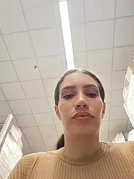 aurelialux on StripChat