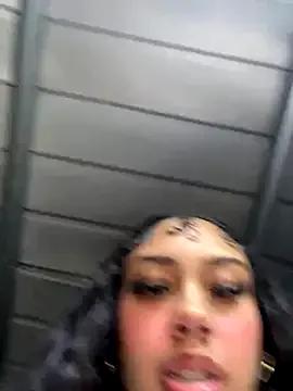 Freechat badbaby187 on StripChat