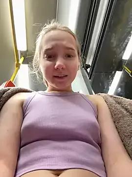 bambi_lu on StripChat 