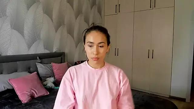 Freechat Bambiii_bby on StripChat