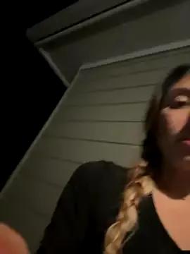 Freechat bbgurlnickii on StripChat