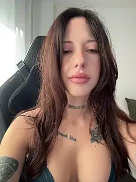 StripChat BellaGiaxx is Freechat BellaGiaxx — ride dildo + 5 min control last tipper