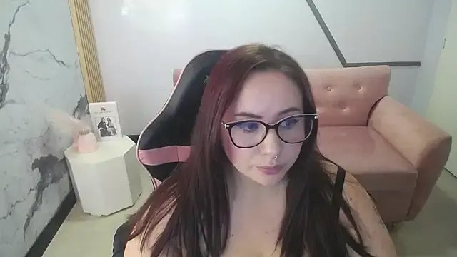 Private bellatrix_ch on StripChat