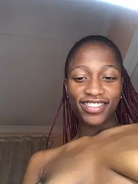 Freechat Caramel102004 on StripChat
