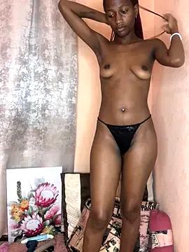 Freechat Caramel102004 on StripChat