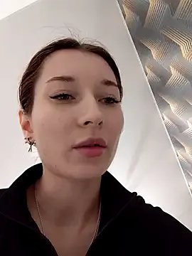 Freechat caressyourself on StripChat