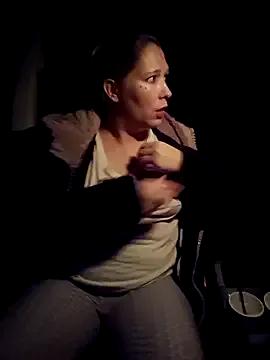 StripChat Chatonne11 is Freechat Chatonne11 — Enleve mon string + 3 min au roi