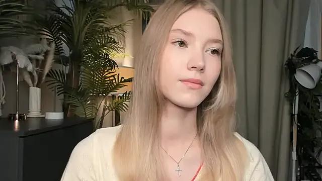 Freechat ChinBonnell on StripChat