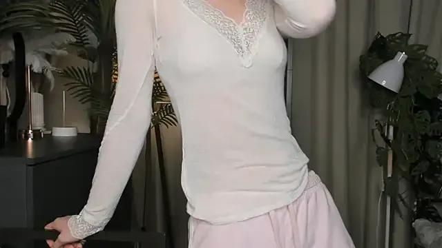 Freechat ChinBonnell on StripChat