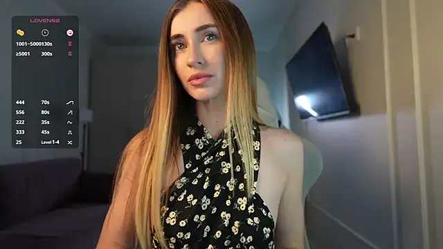 Coconutkittyy on StripChat 