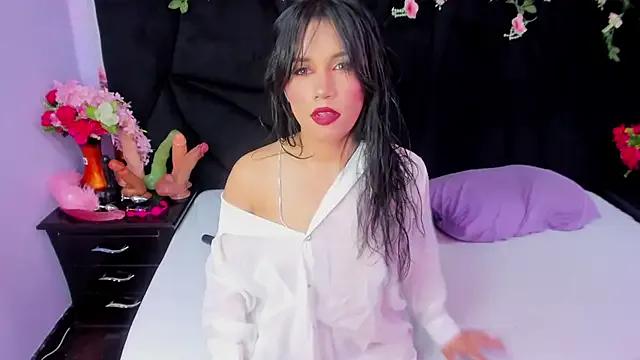 Freechat Cristal_horny69 on StripChat