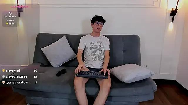 Freechat Cum_hunters on StripChat