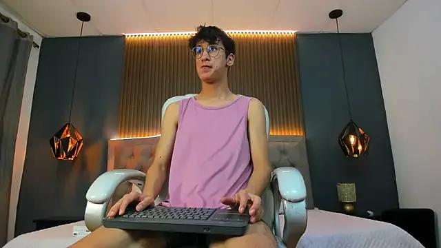 Freechat Cum_hunters on StripChat