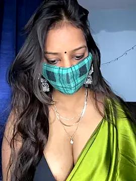 StripChat Cute_Marina is Freechat Cute_Marina — Help me to buy a laptop