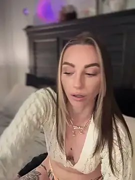 Freechat DallasAria on StripChat