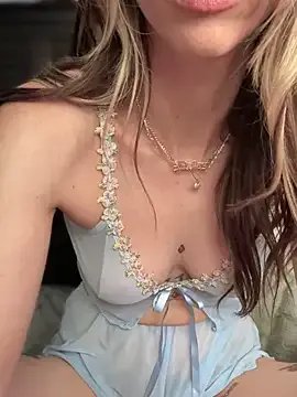 Freechat DallasAria on StripChat