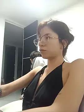 Dangerouspassion777 on StripChat