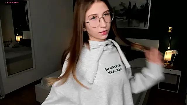 Freechat EditaBand on StripChat