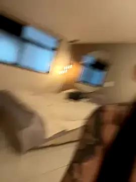 EemaHaruki on StripChat 