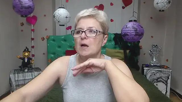 EmiliaGree — your generosity is my orgasm