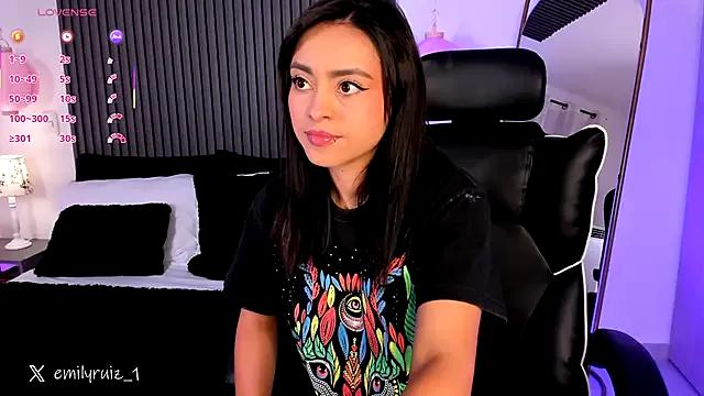 emilyruiz1 on StripChat