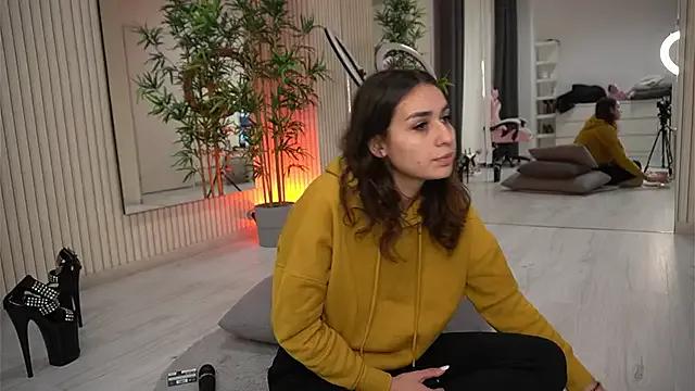 Freechat EmmaBlanco on StripChat