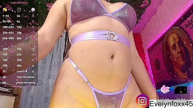 Freechat eve_foxx on StripChat