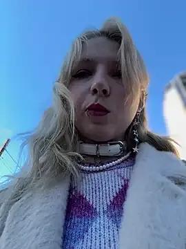 Freechat EveLittleSinner on StripChat