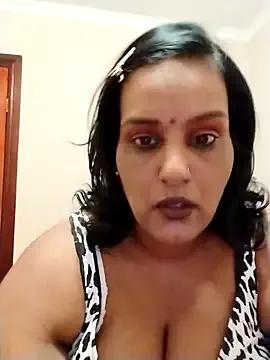 Freechat Foxybaby420 on StripChat