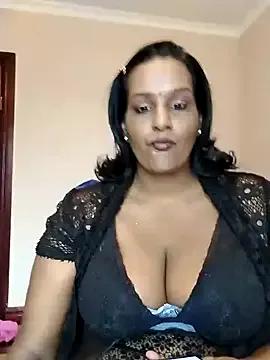 Freechat Foxybaby420 on StripChat