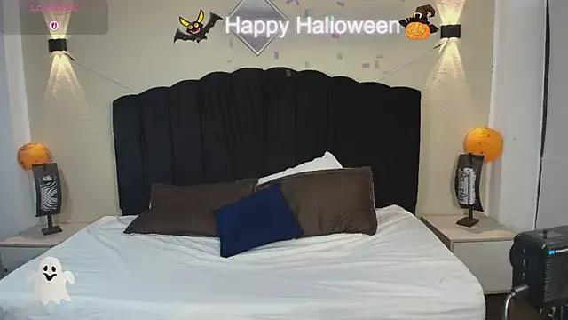 GabySweett_ — Spit pussy+ 2 finger inside