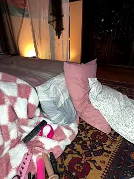 giuli_zerozero on StripChat