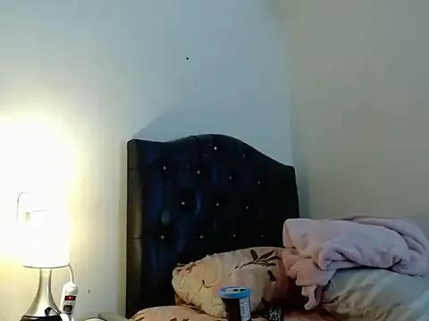 gooddes303salome on StripChat 