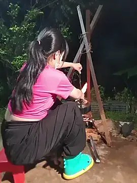 Group Helen-Tran on StripChat