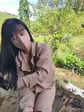 Group Helen-Tran on StripChat