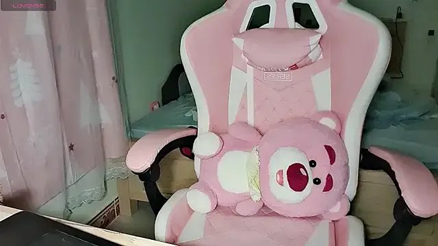 Group Helen-Tran on StripChat