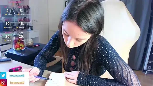 Freechat Hotenza69 on StripChat