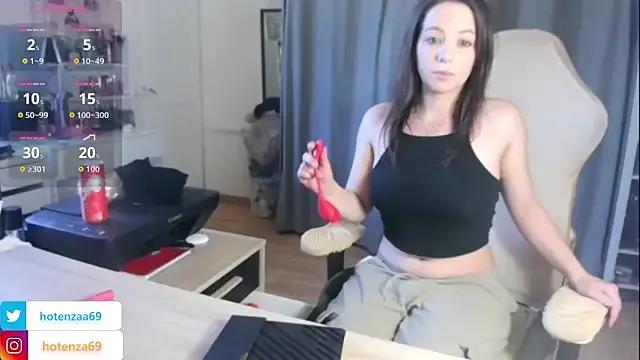 Freechat Hotenza69 on StripChat
