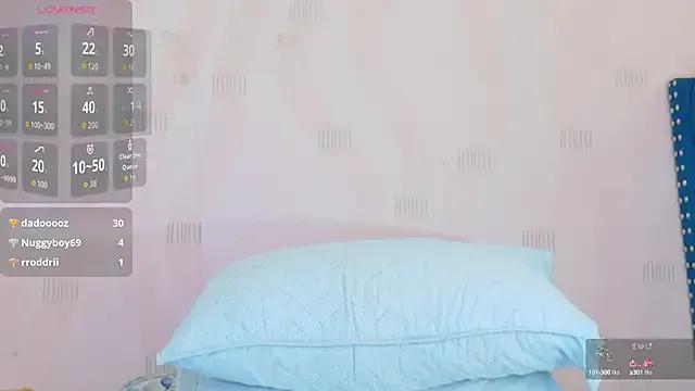 Freechat hotlatinateacher on StripChat