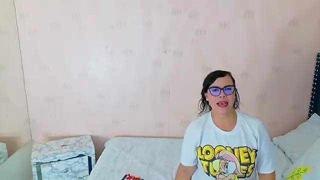 Freechat hotlatinateacher on StripChat