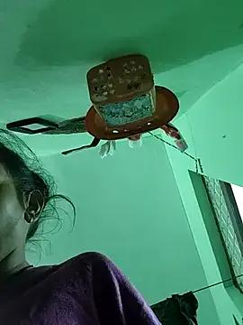 Hotty-Nidhi on StripChat