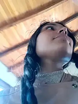 hotwife26 on StripChat